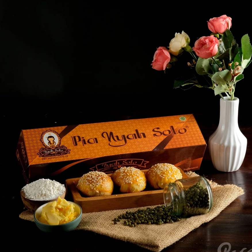 Pia Nyah Solo Chocolava Peanut Butter Oleh Oleh Khas Solo