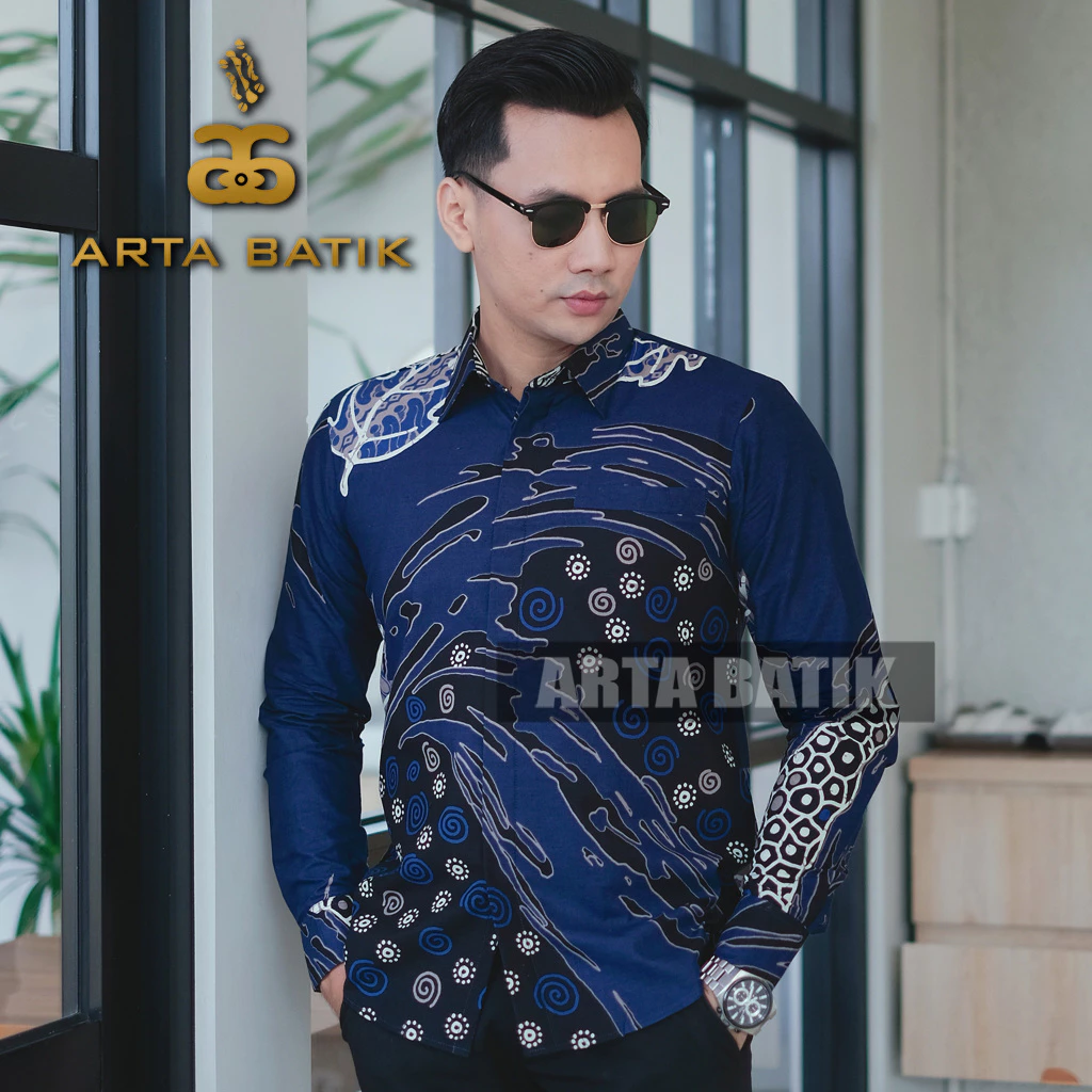 Abstrak Navy Baju Batik Lengan Panjang Modern Pria Bahan Katun Premium Asli Solo Sragen Lapis Furing Slimfit Casual Formal Seragam Kerja Kantor Kondangan Motif Terbaru Kode AB1007PJ Arta Galeri